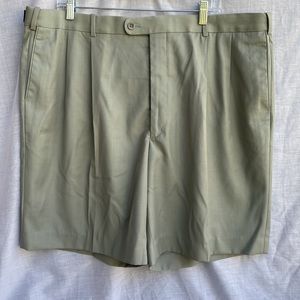 Match Play Pleated Golf Shorts in Light Mint Green w/ Waist Extender  Sz 42